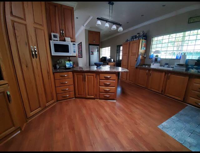 4 BEDROOM HOUSE FOR SALE IN SASOLBURG EXT 23